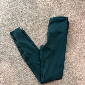 Lululemon wunder train 28in